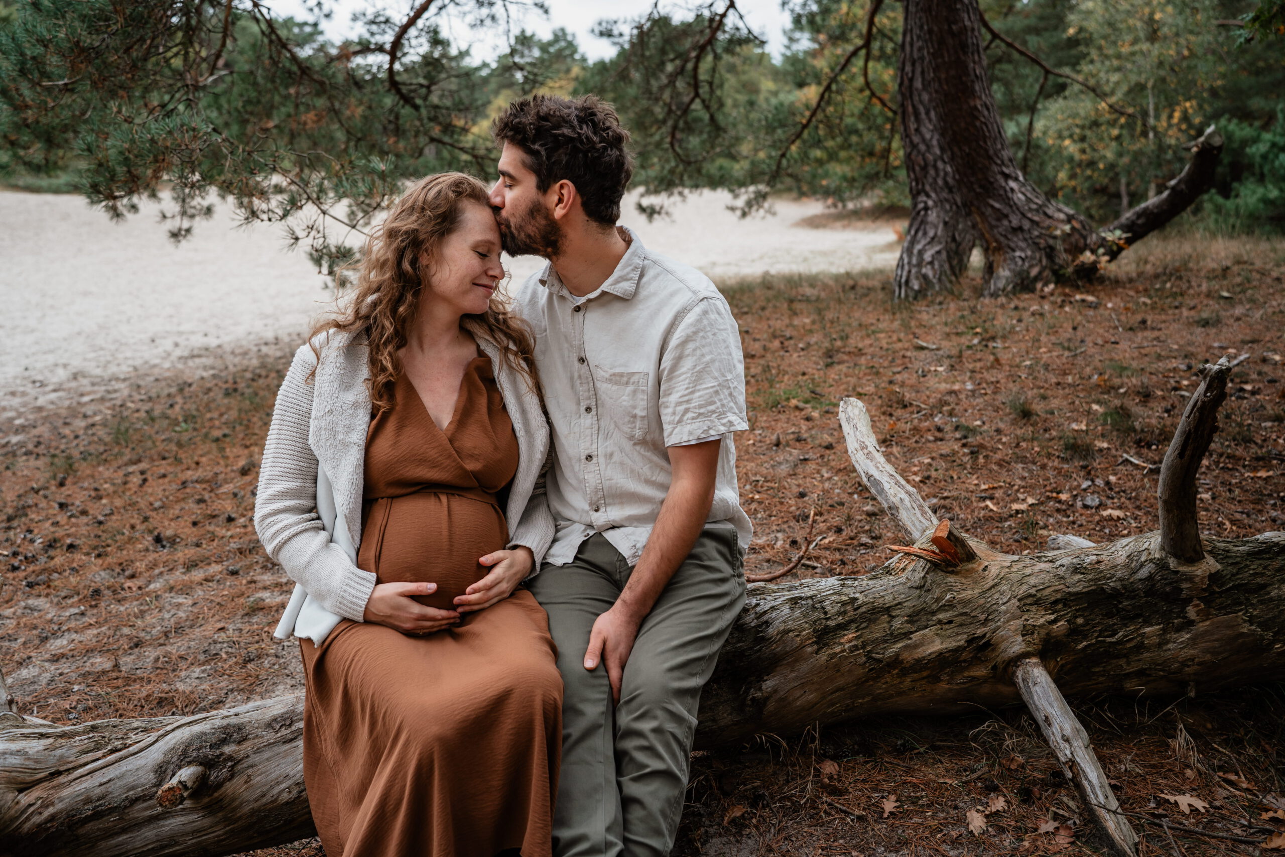 Zwangerschapsshoot Utrecht Buiten met partner