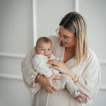 Motherhood shoot lifestyle